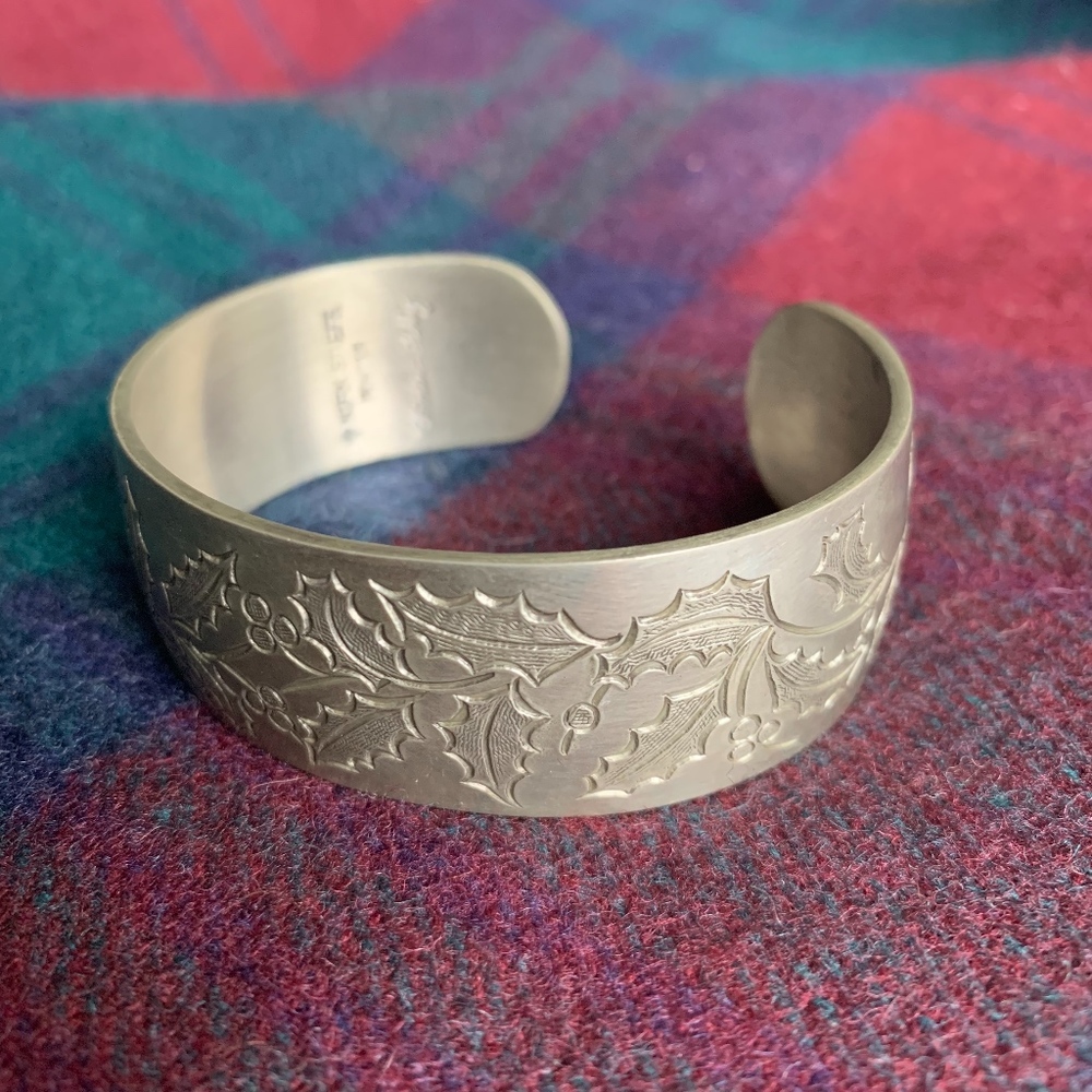 Kirk Stieff Floral Winter Holly Pewter Cuff